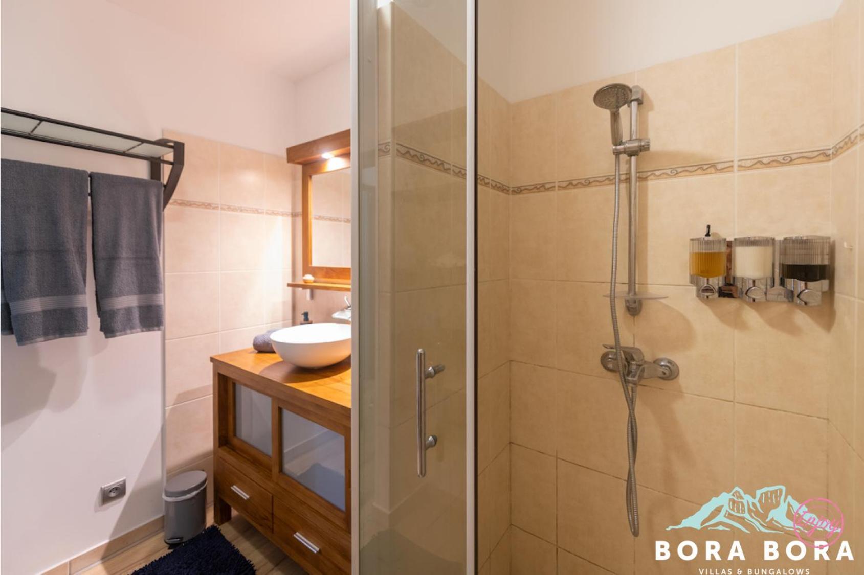 Black Pearl Apartment Bora Bora